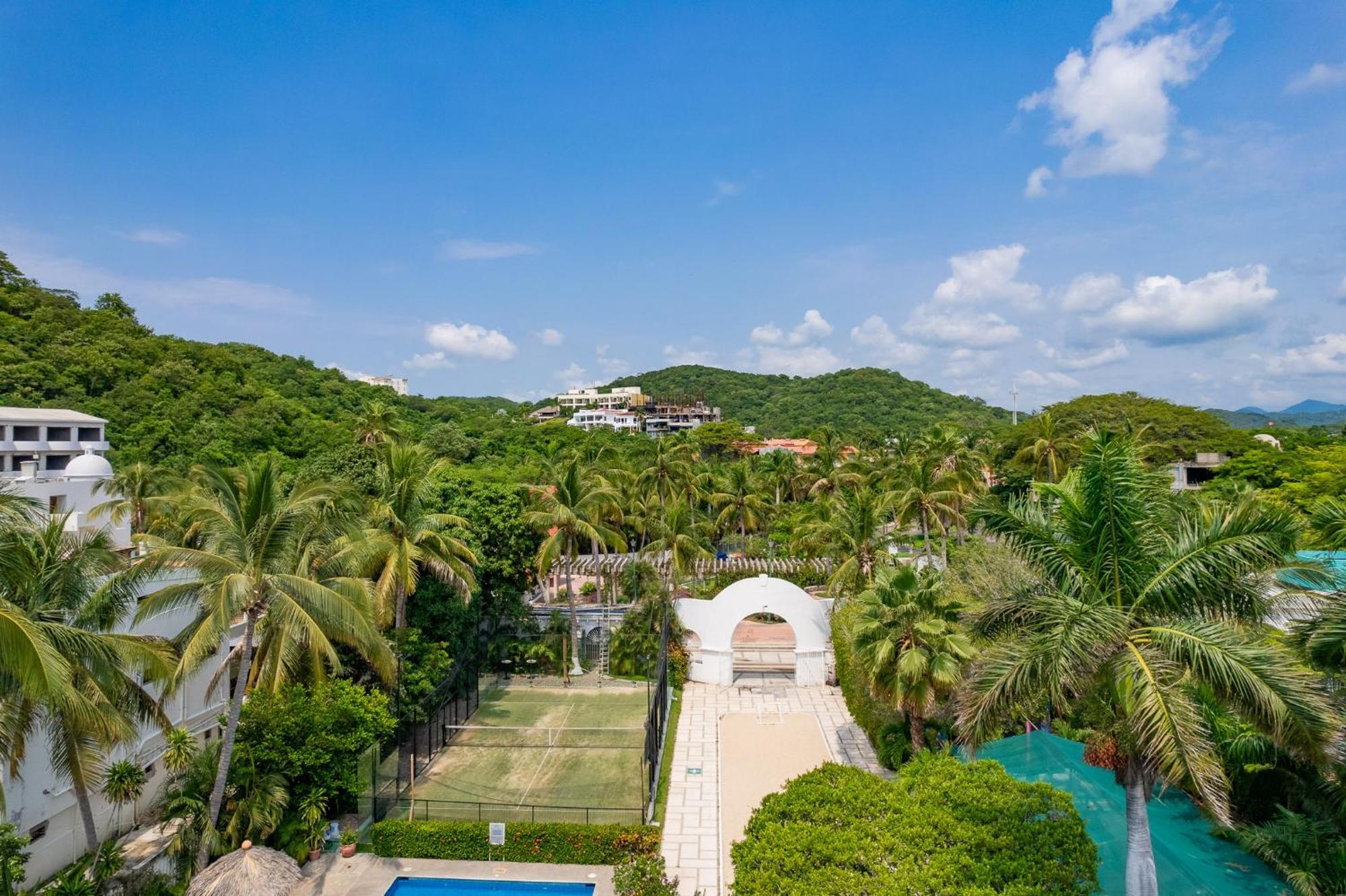 Hotel Castillo Huatulco & Beach Club Santa Cruz Huatulco Exterior photo