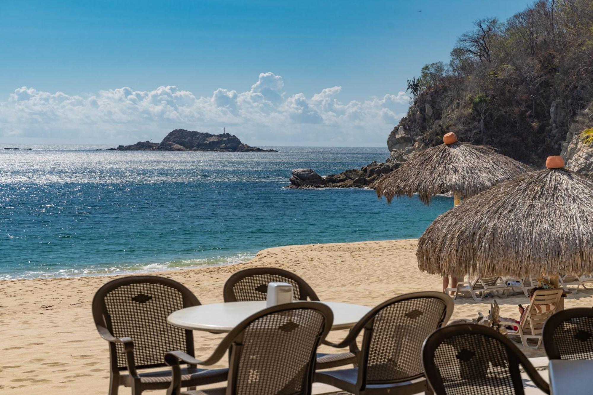 Hotel Castillo Huatulco & Beach Club Santa Cruz Huatulco Exterior photo